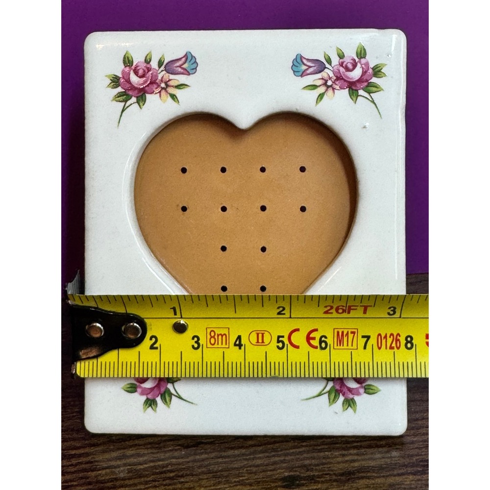 Vintage Ceramic Heart Floral Picture Frame White Pink Roses Tabletop 3.5x2.75